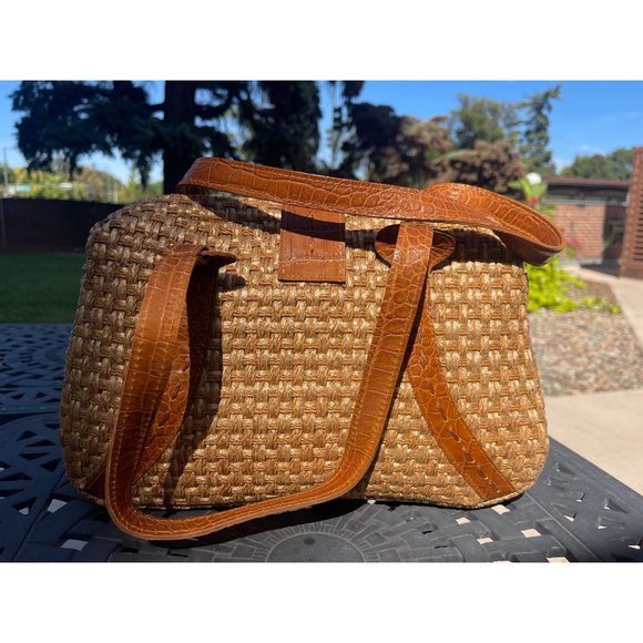 NWT Helen Kaminski Brown Leather Straps Brown Woven Handbag Zipper Top - Picture 2 of 5